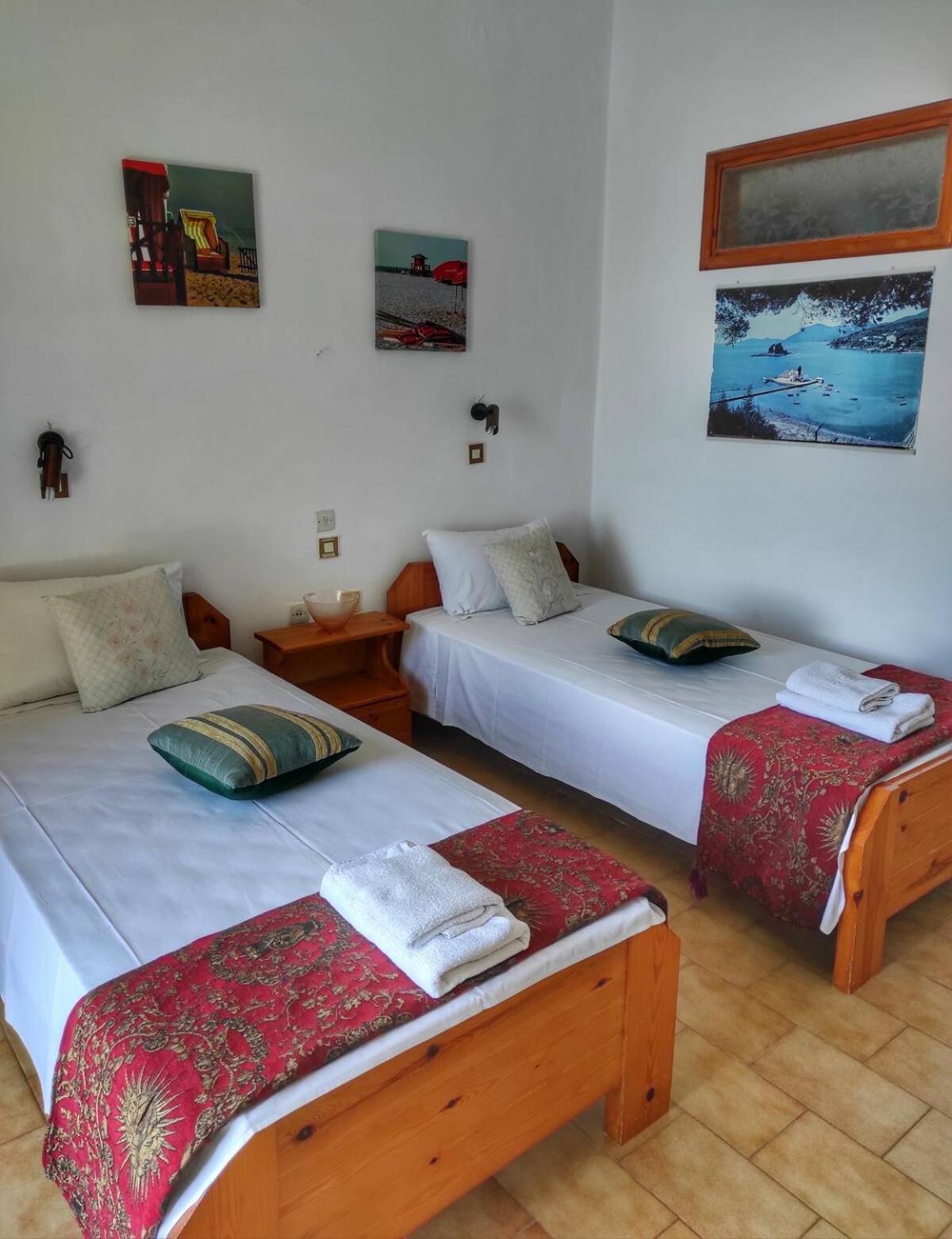 Villa Fourtuna Apartment Agios Ioannis Peristerion Exterior photo