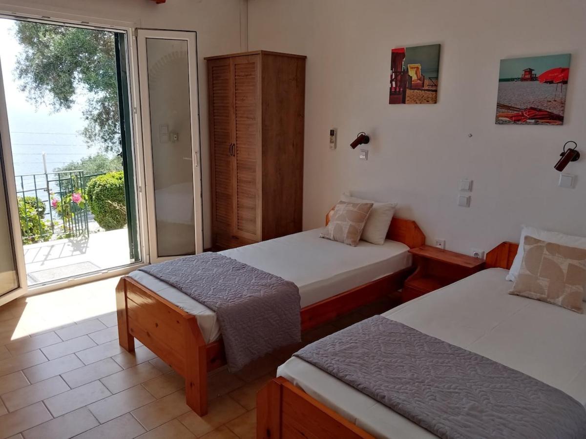 Villa Fourtuna Apartment Agios Ioannis Peristerion Exterior photo